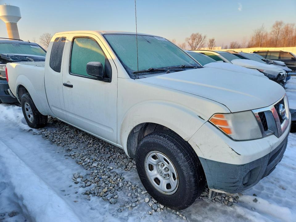 2016 Nissan Frontier s