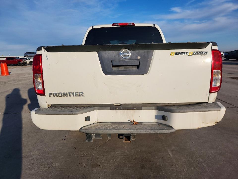 2016 Nissan Frontier s