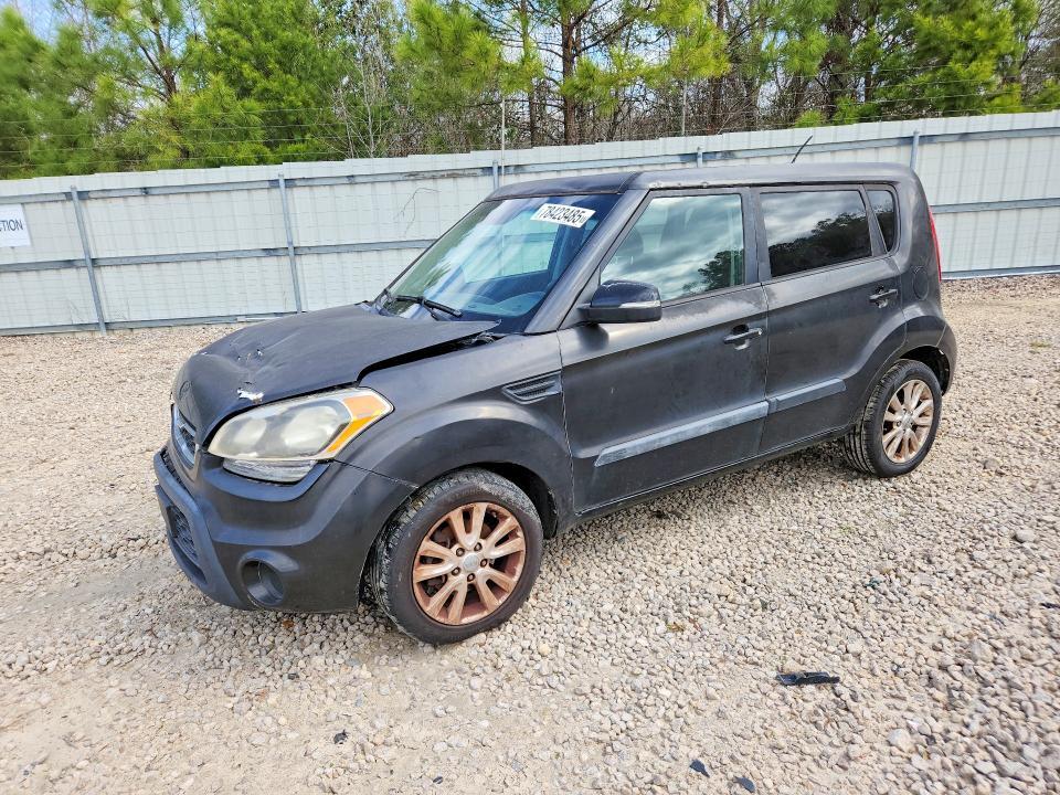 2012 KIA Soul +