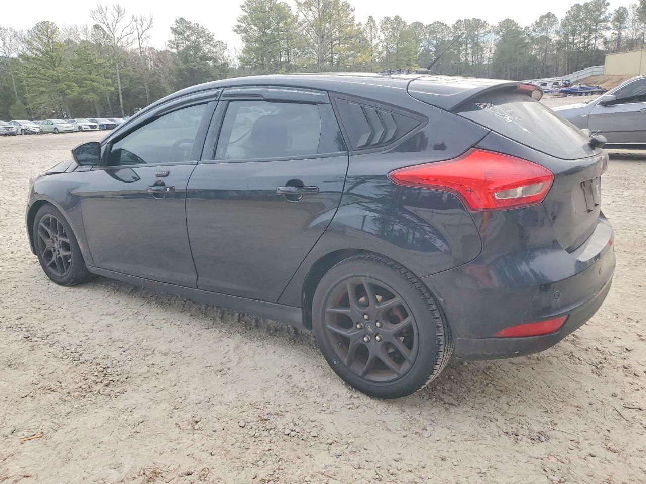 2016 Ford Focus se
