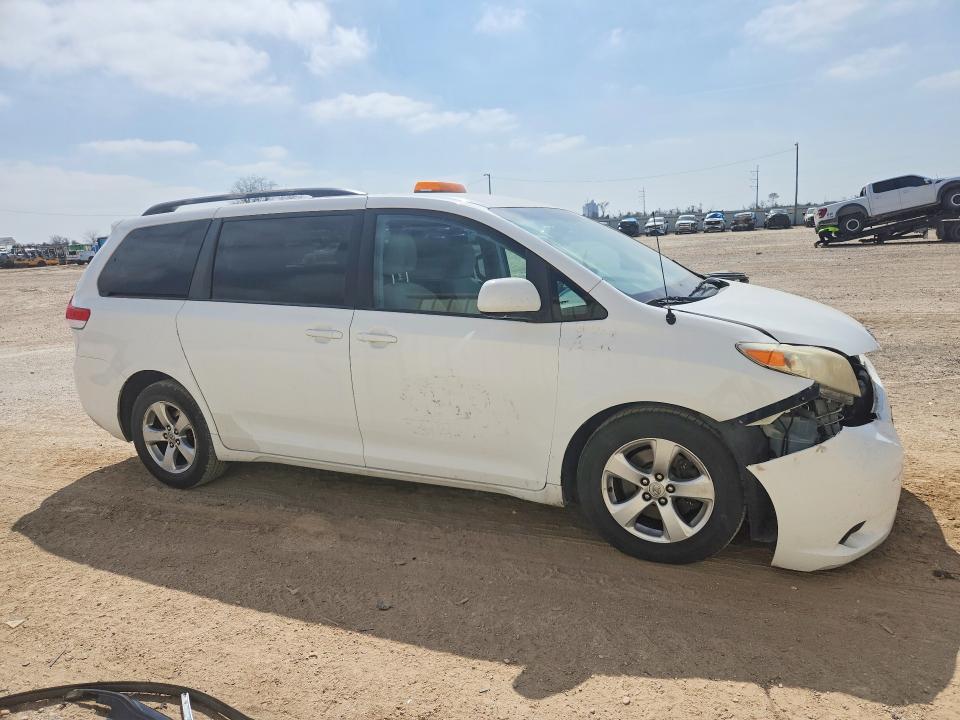 2014 Toyota Sienna