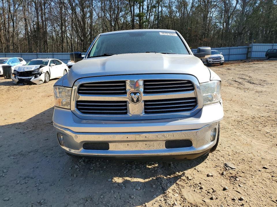 2016 Dodge Ram 1500 slt