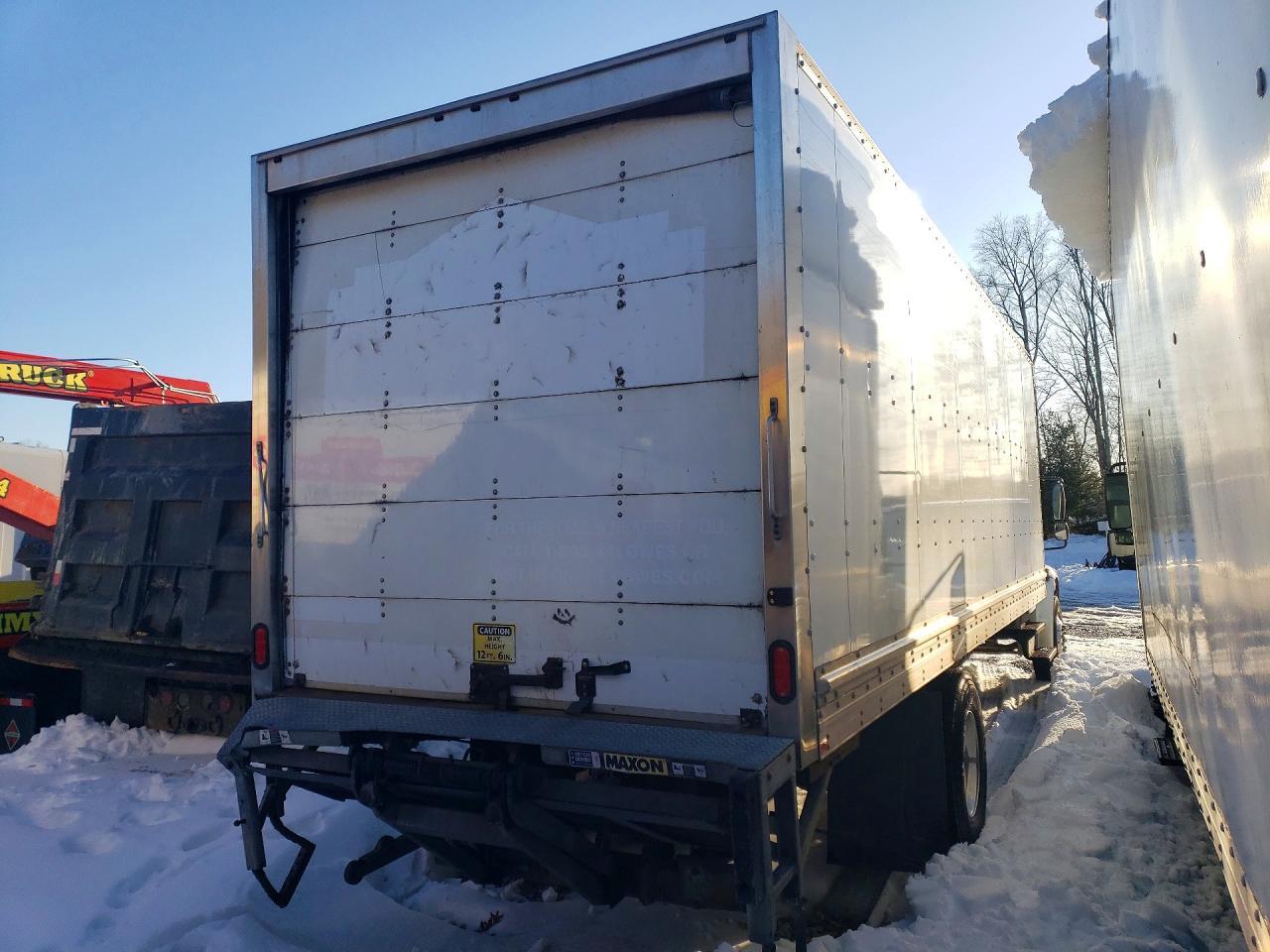 2020 Freigliner 2020 Freightliner Business Class M2 BOX Truck