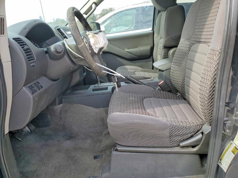 2012 Nissan Frontier sv