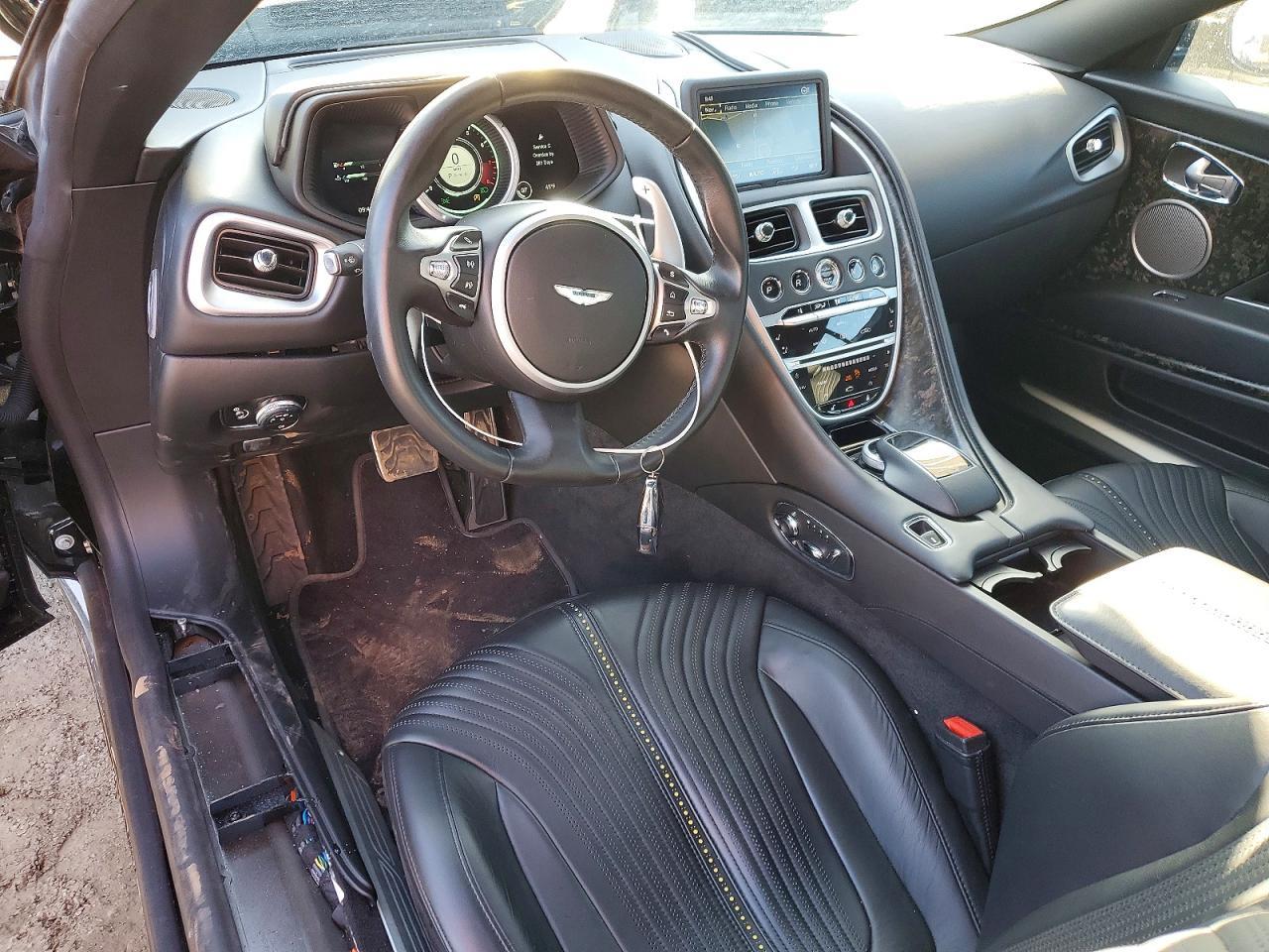 2018 Aston Martin Db11