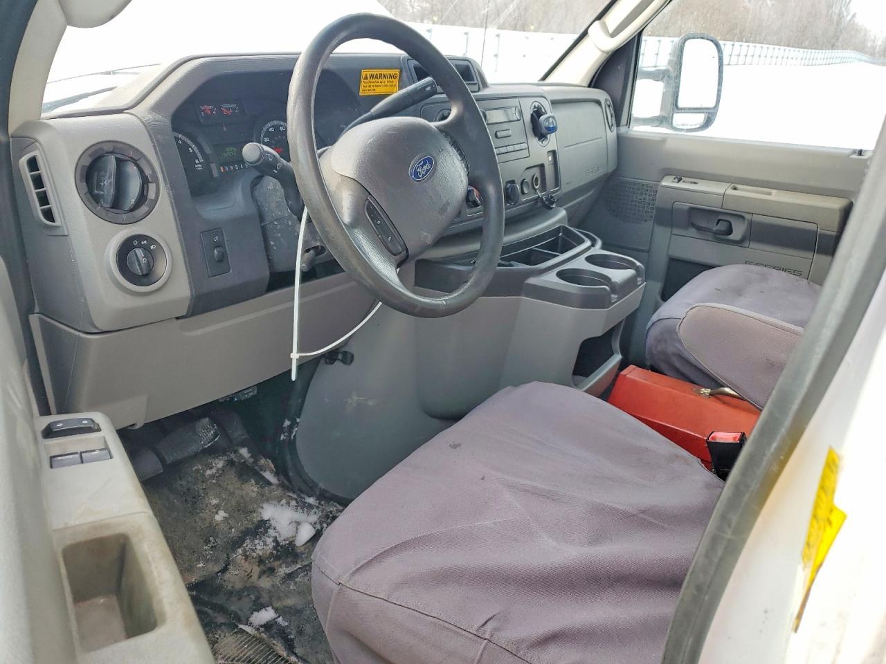 2019 Ford Econoline E350 Super Duty Cutaway Van