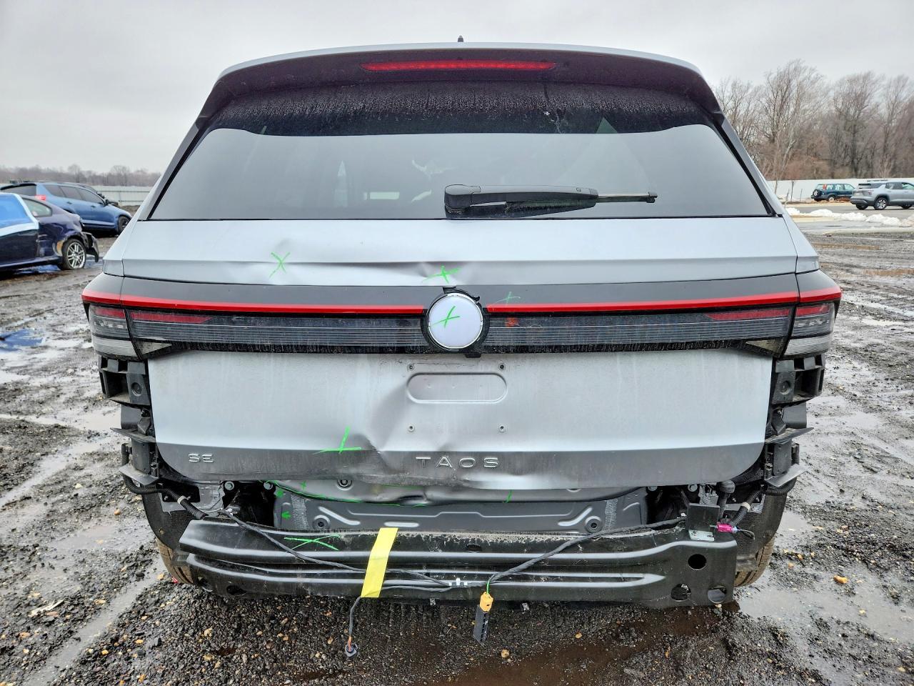 2025 Volkswagen Taos se