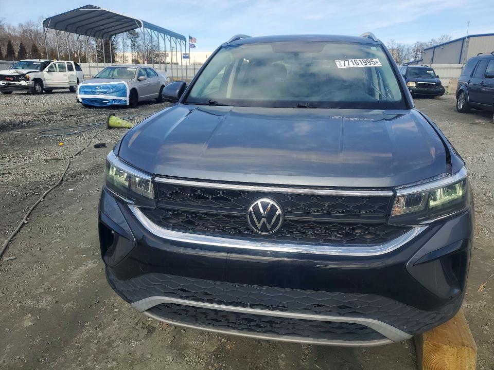 2022 Volkswagen Taos se