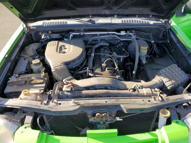 2002 Nissan Frontier Standard