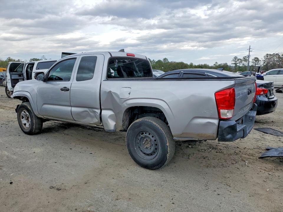 2017 Toyota Tacoma SR