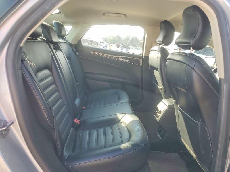 2018 Ford Fusion se Hybrid