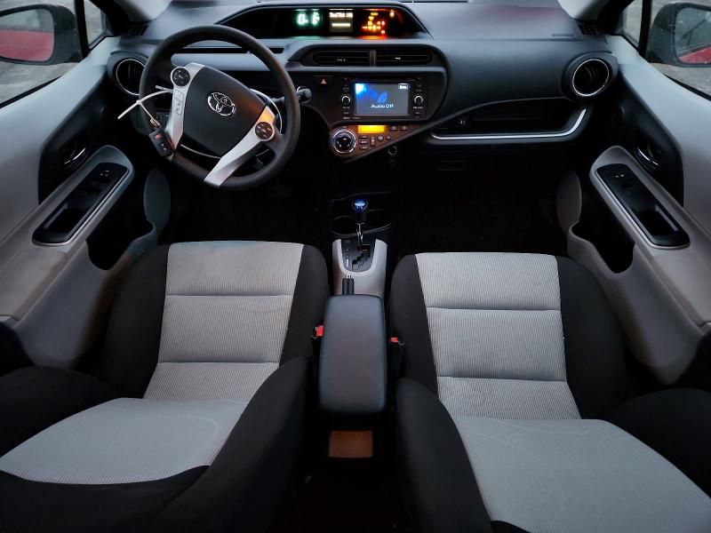 2014 Toyota Prius c