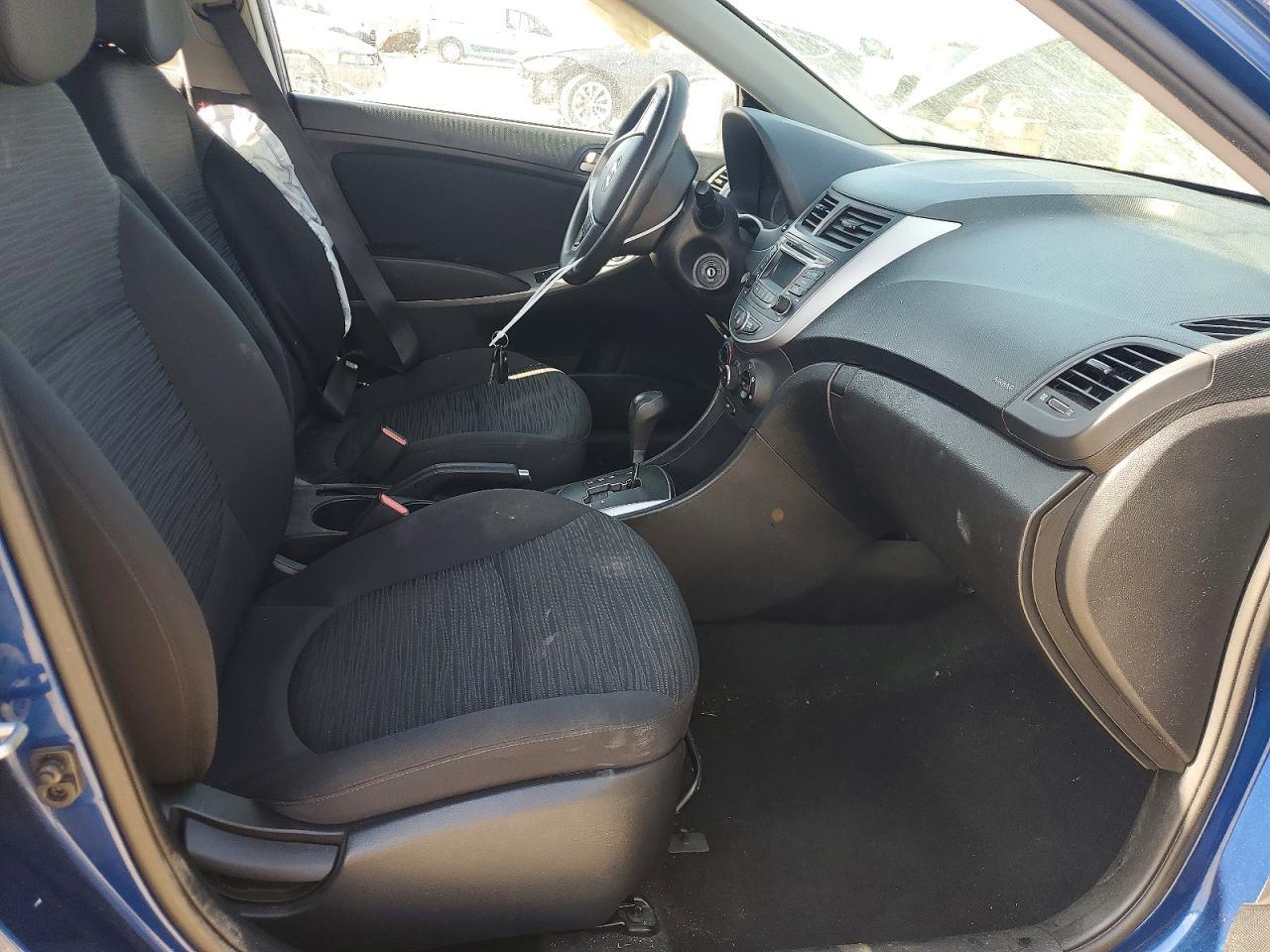 2016 Hyundai Accent se