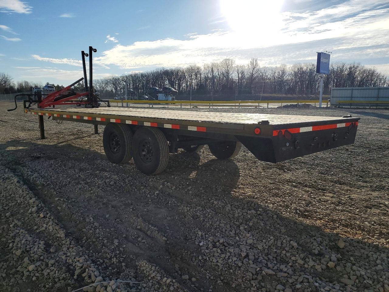 2025 Lado Bumperpull Equipment