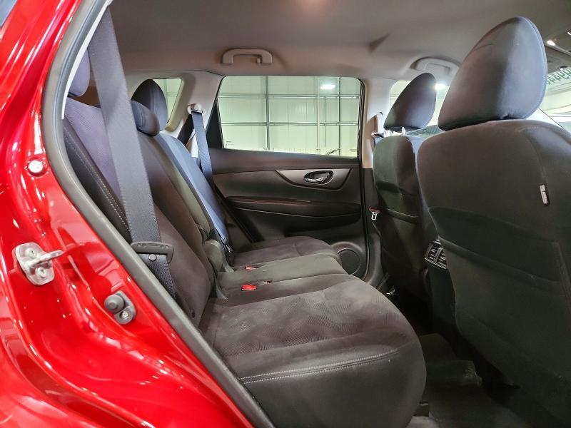 2015 Nissan Rogue sv