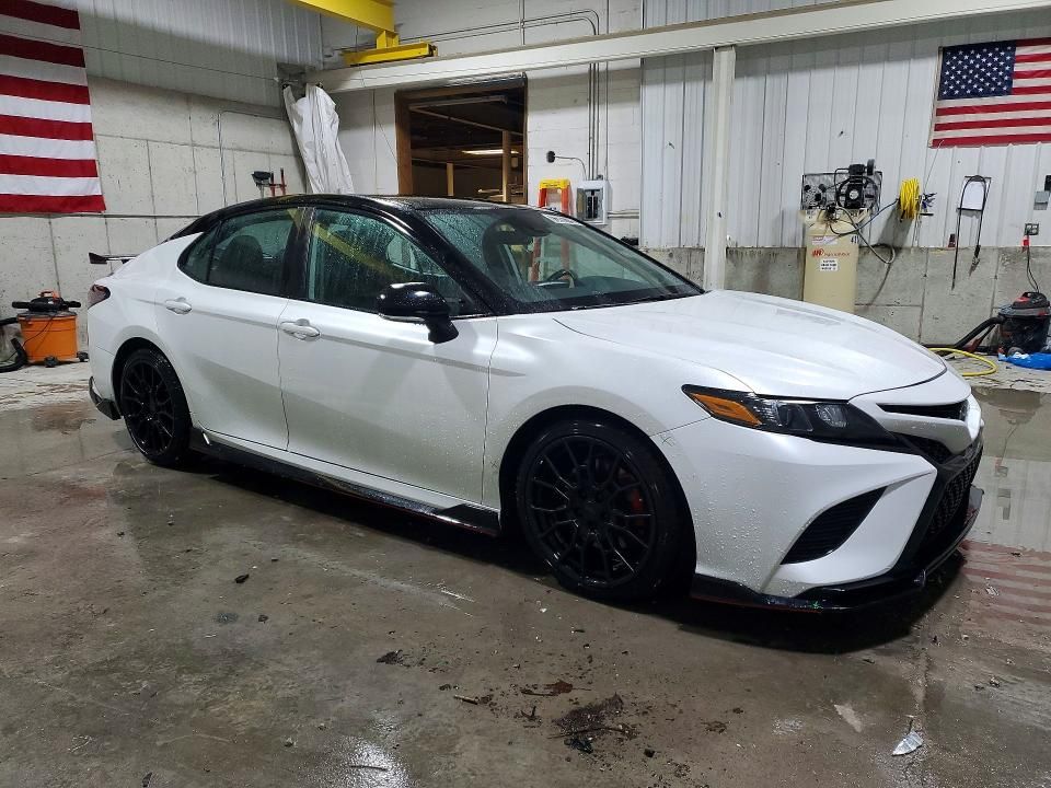 2022 Toyota Camry trd