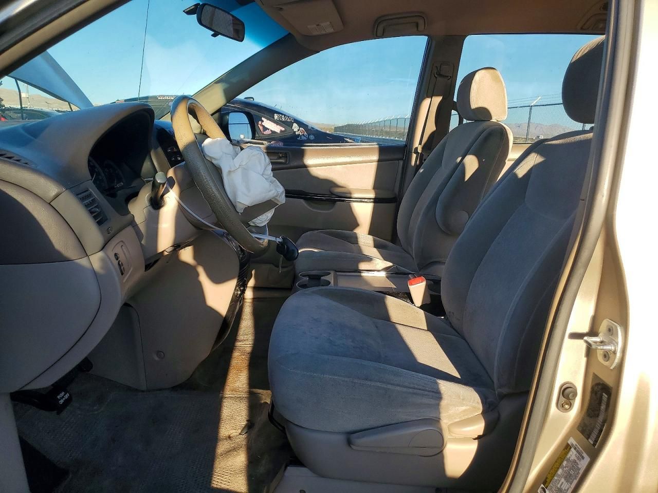 2005 Toyota Sienna ce