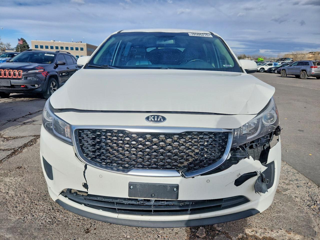 2017 KIA Sedona lx