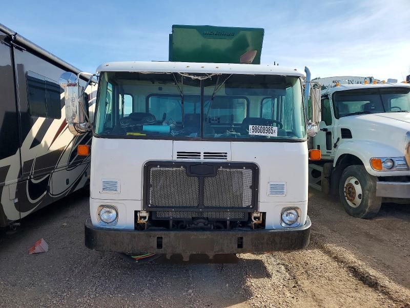 2009 Autocar Llc 2009 Autocar Xpeditor Refuse Truck