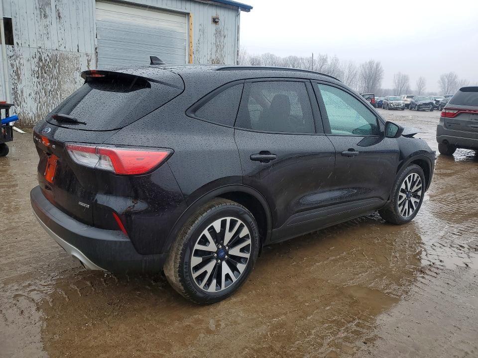 2020 Ford Escape se Sport
