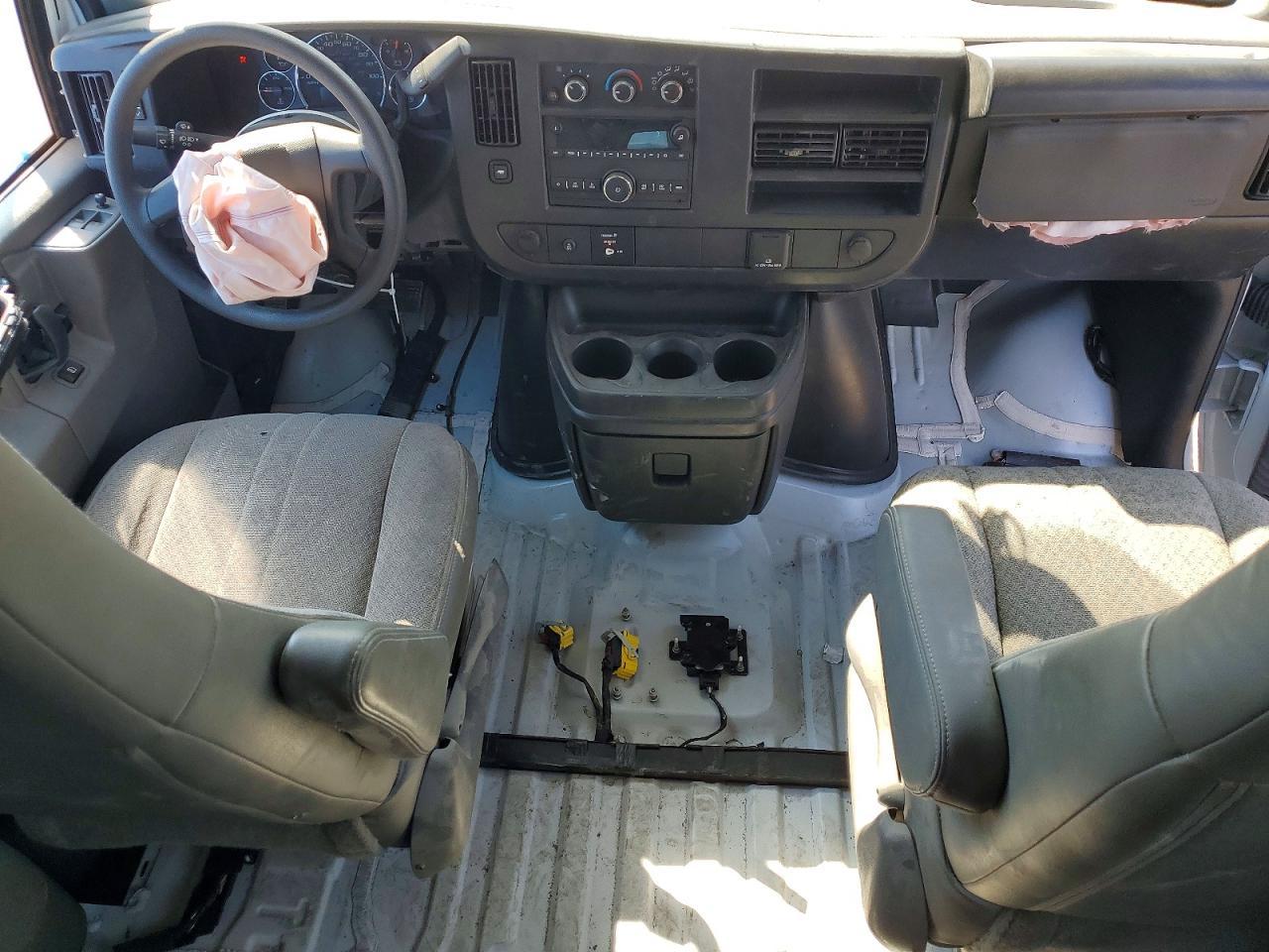 2024 GMC Savana G2500