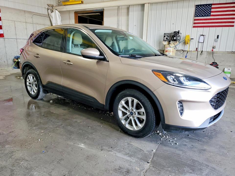 2021 Ford Escape se