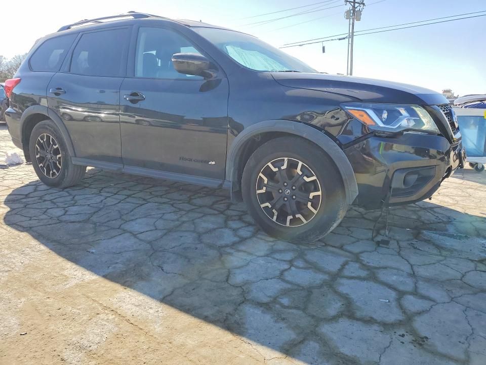 2019 Nissan Pathfinder sv