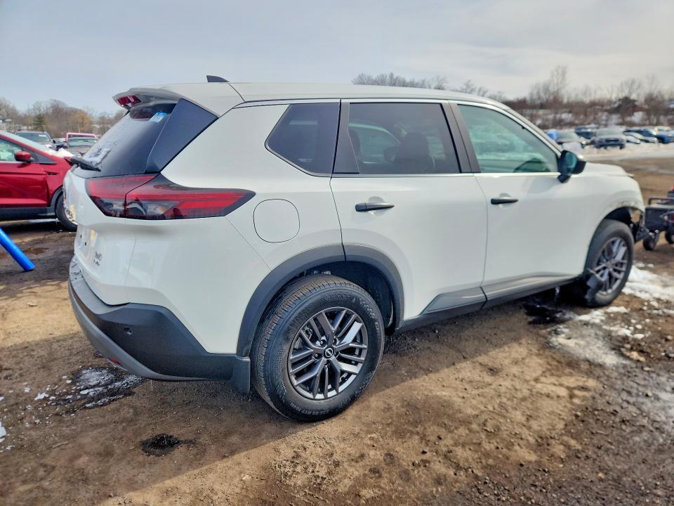 2023 Nissan Rogue s