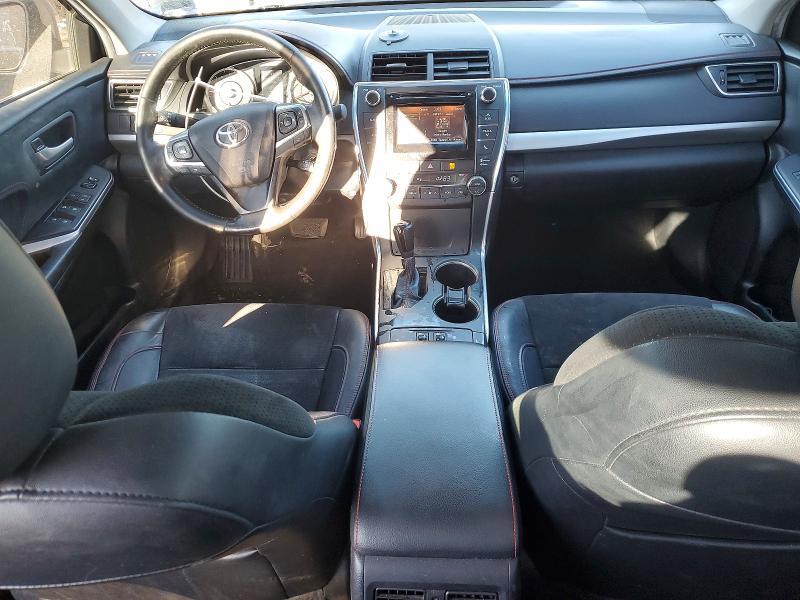 2015 Toyota Camry le