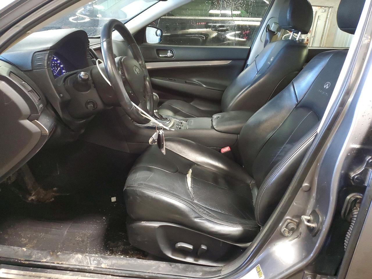 2013 Infiniti G37