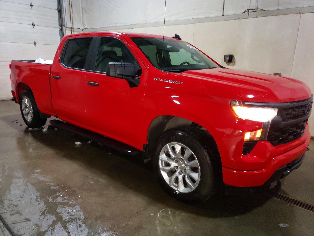 2022 Chevrolet Silverado K1500 Custom