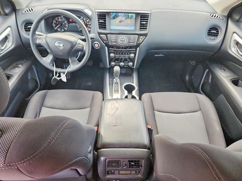 2020 Nissan Pathfinder s