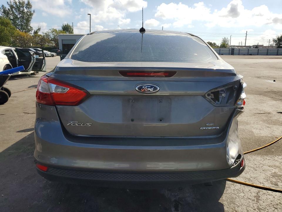 2014 Ford Focus se