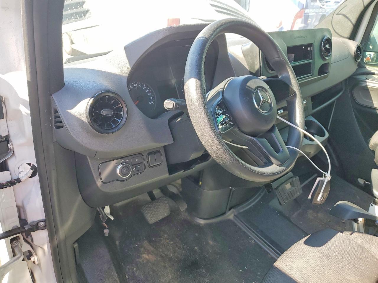 2022 Mercedes-Benz Sprinter 2500 Refrigerated Delivery Van