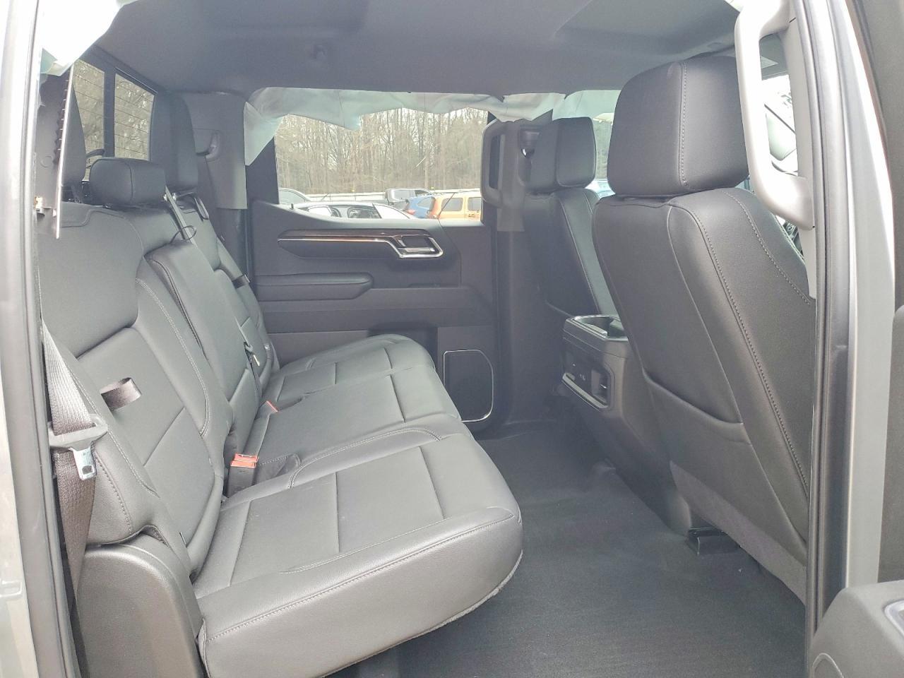 2025 Chevrolet Silverado K1500 LT Trail Boss