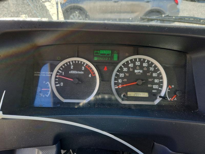 2019 Isuzu NQR BOX Truck
