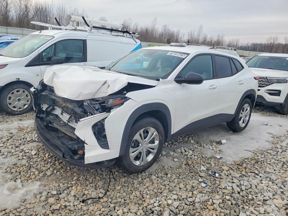 2025 Chevrolet Trax ls
