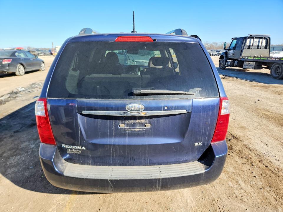 2009 KIA Sedona lx