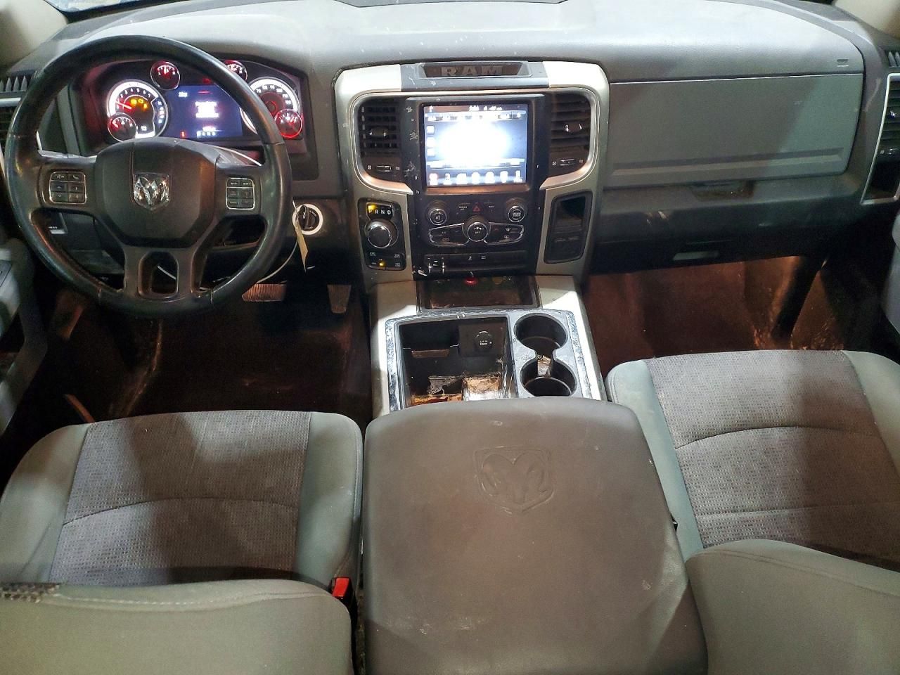 2013 Dodge Ram 1500 slt