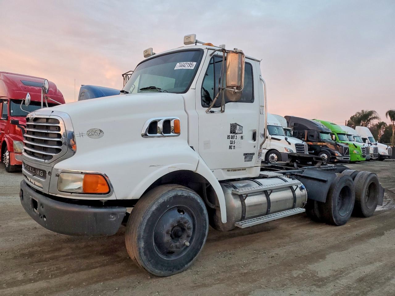 2009 Sterling L 8500