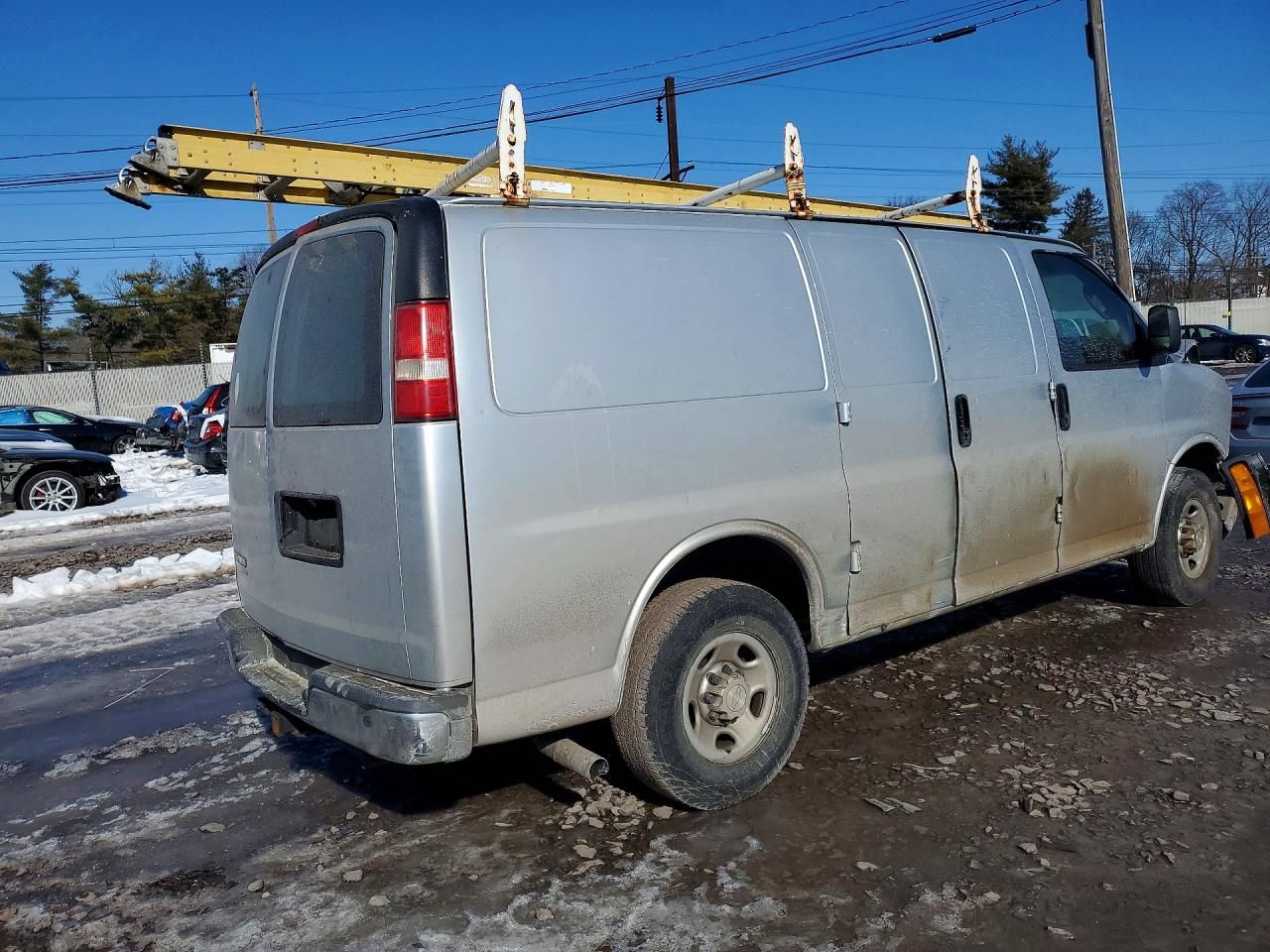 2016 Chevrolet Express 2500 Cargo Utility / Service Van