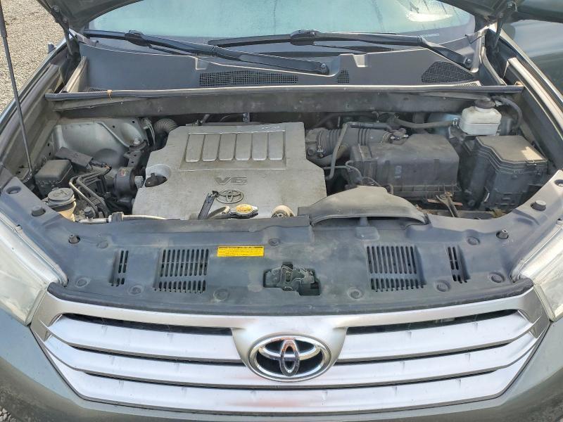2012 Toyota Highlander Base