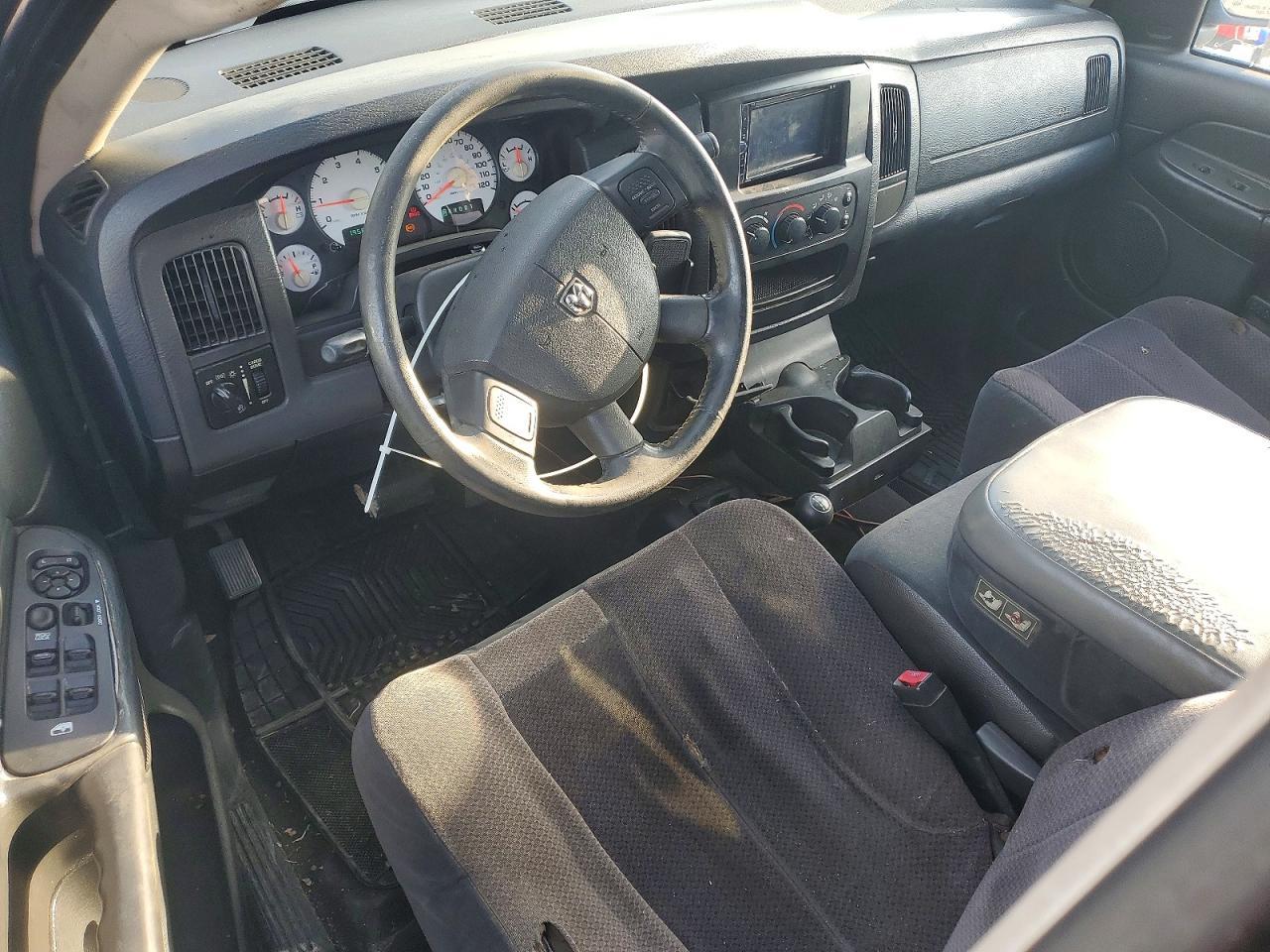 2005 Dodge RAM 1500 ST