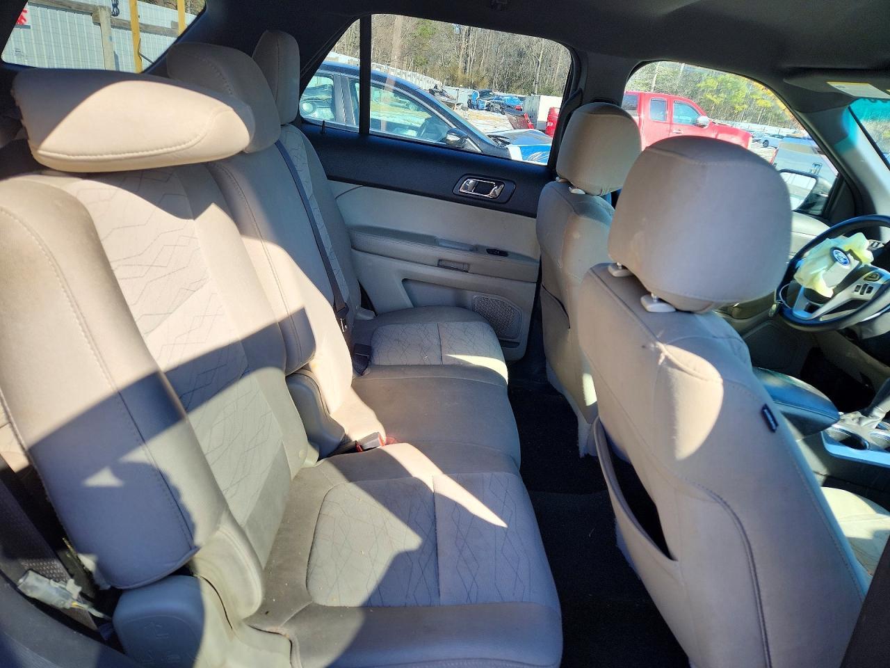 2014 Ford Explorer