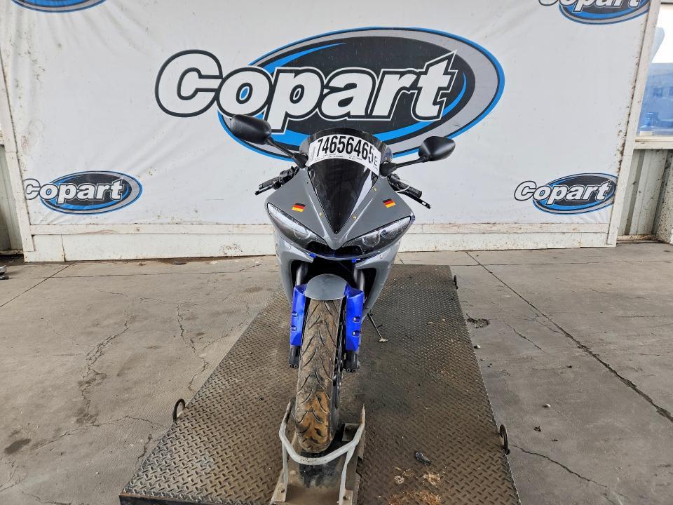 2005 Yamaha YZFR6 L
