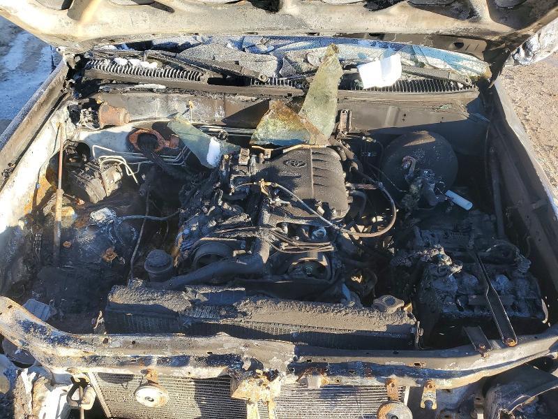 2004 Toyota Tundra Base