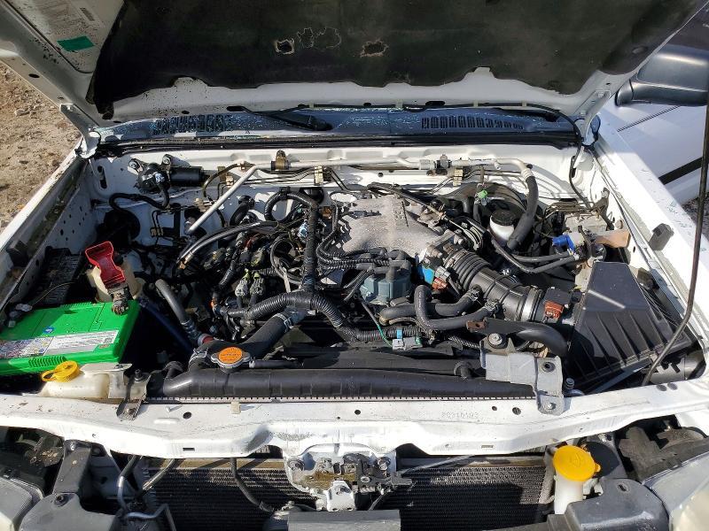 2002 Nissan Frontier XE-V6