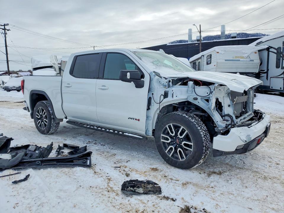 2025 GMC Sierra K1500 AT4