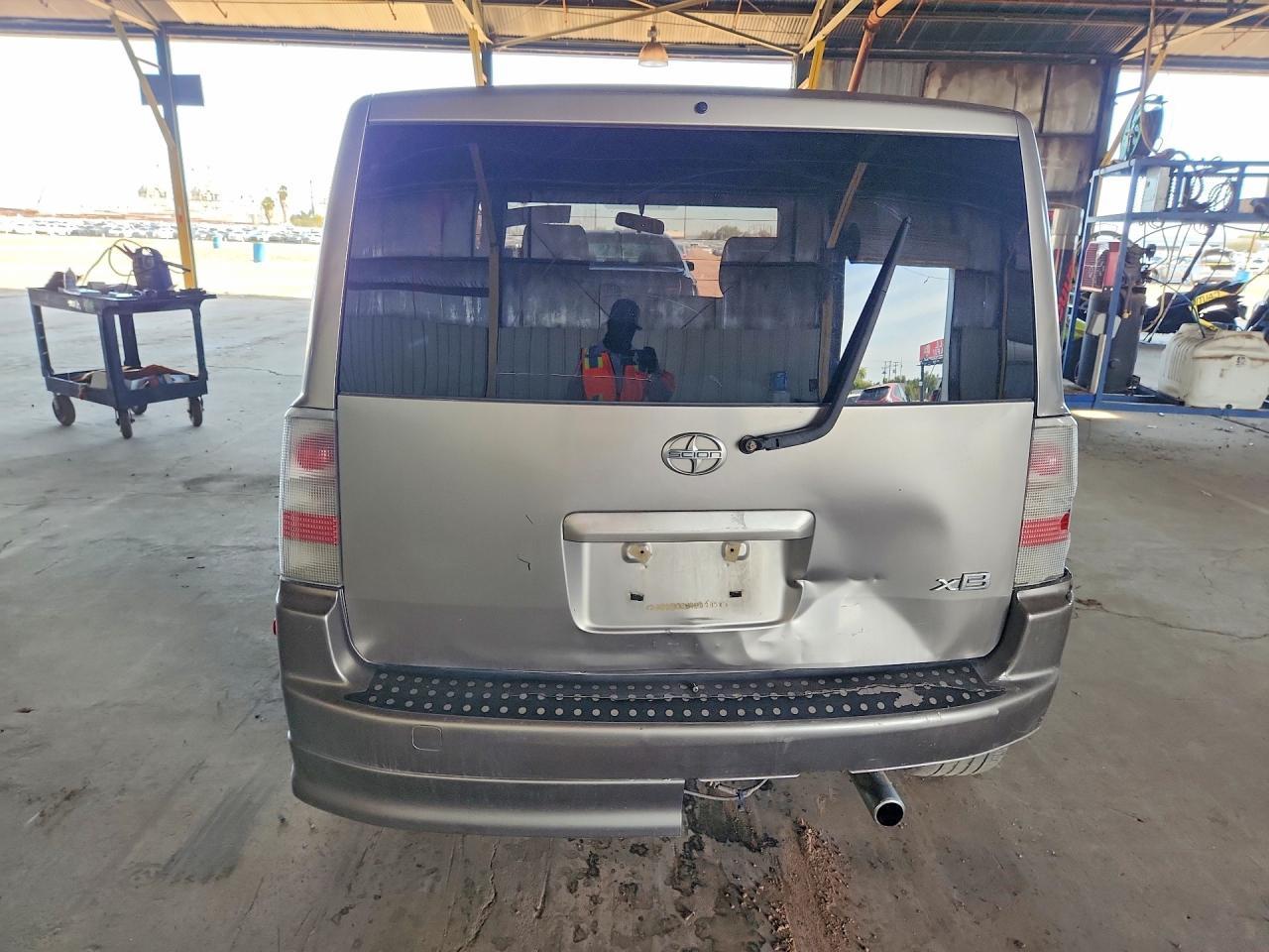 2005 Scion Scion