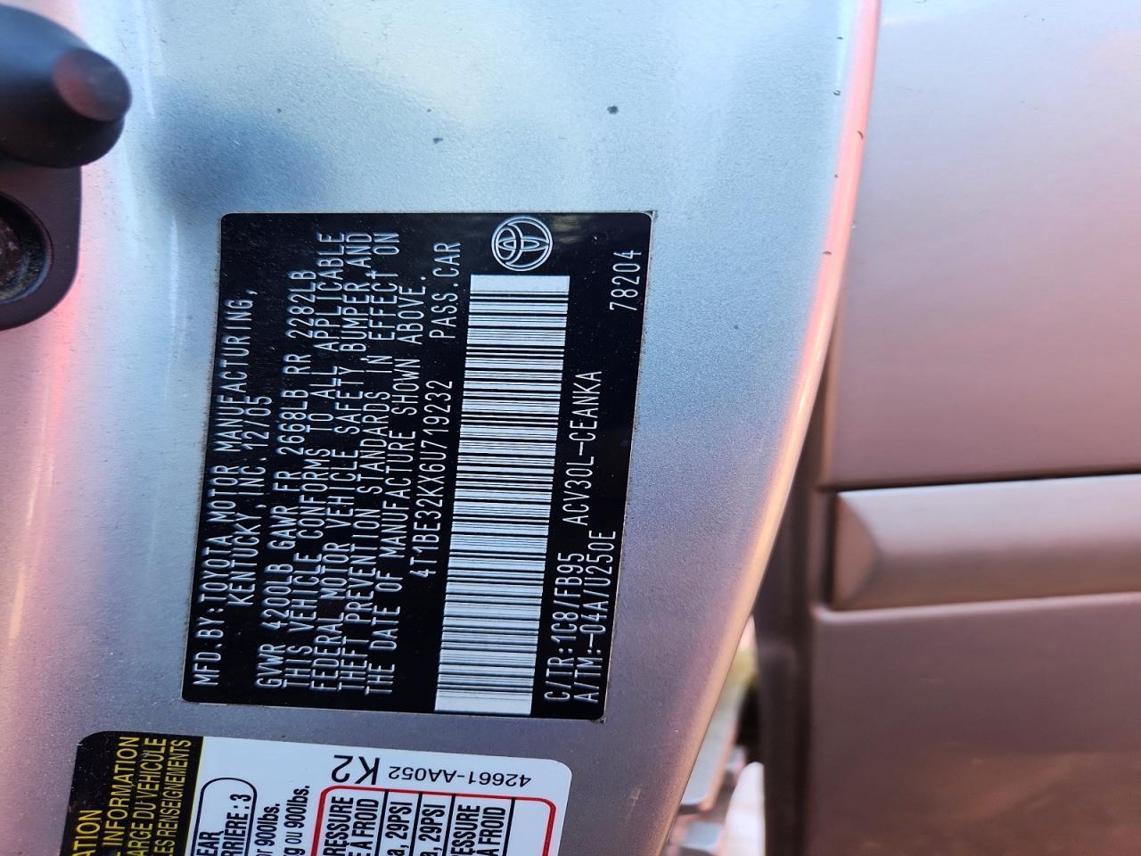 2006 Toyota Camry le